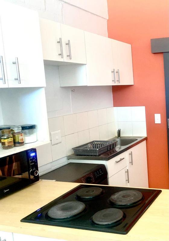 To Let 1 Bedroom Property for Rent in Wynberg Western Cape